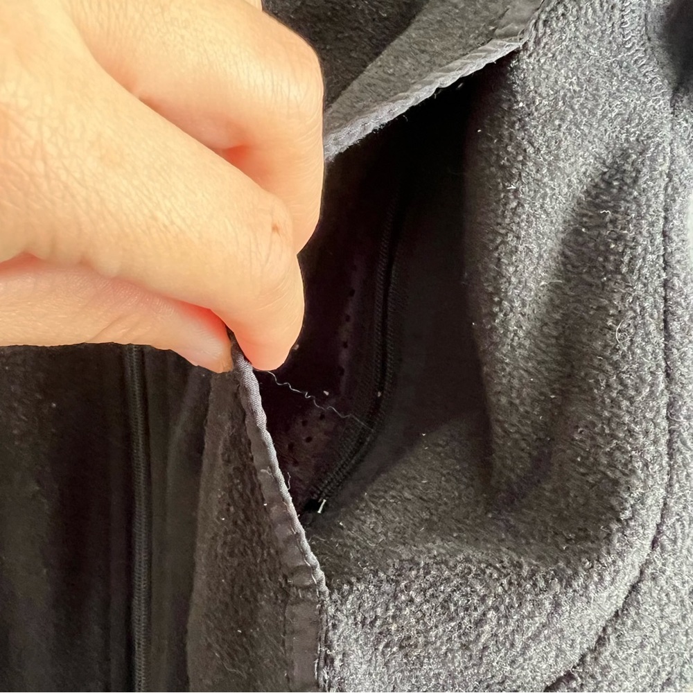 Black Fleece Patagonia Zip Up Jacket - Picture 5 of 6